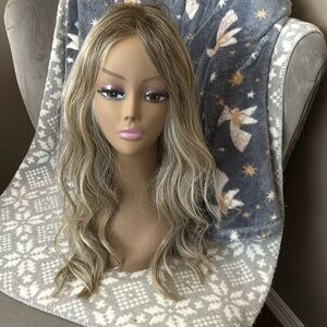 Belle Tress wig